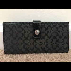 Coach wallet